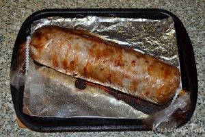 Домашняя колбаса из свинины с чесноком