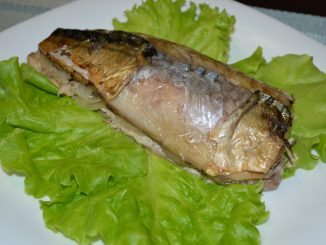 Скумбрия запеченная в рукаве