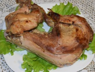 Кролик в сметане