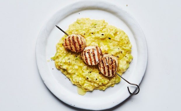 grilled-scallops-with-creamed-corn-062017
