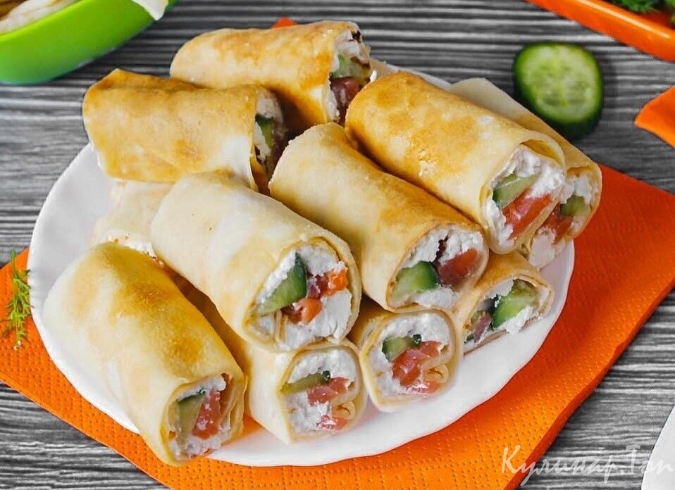 Блины с семгой и сливочным сыром
