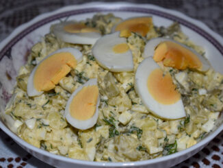 Картофельный салат с огурцом